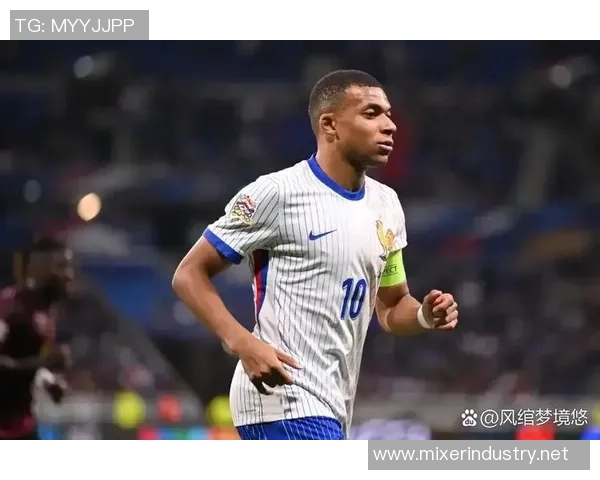 近年来转会的足球明星盘点及其影响力分析